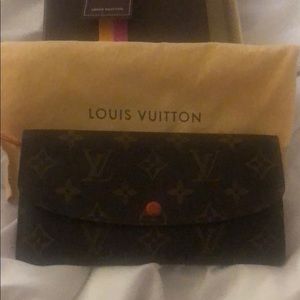 Louis Vuitton Emilie Wallet